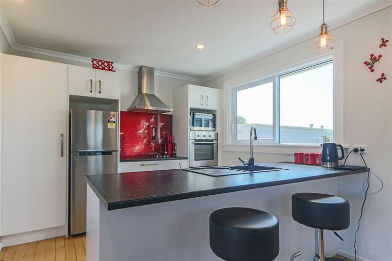 Photo of property in 42 Kelly Street, Inglewood, 4330