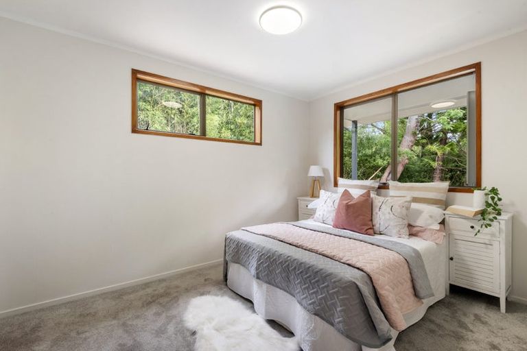 Photo of property in 38 Houston Place, Bayview, Auckland, 0629