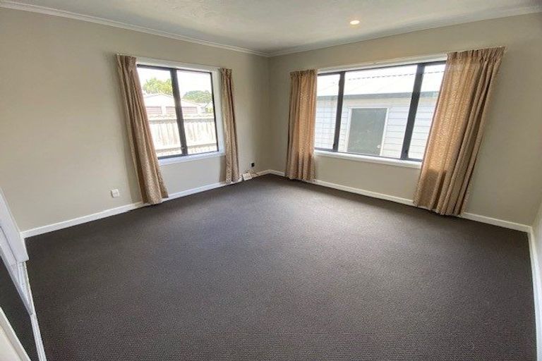 Photo of property in 1/64 Peer Street, Upper Riccarton, Christchurch, 8041