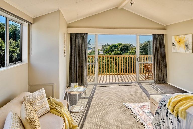 Photo of property in 10 Kotipu Place, Pukerua Bay, 5026