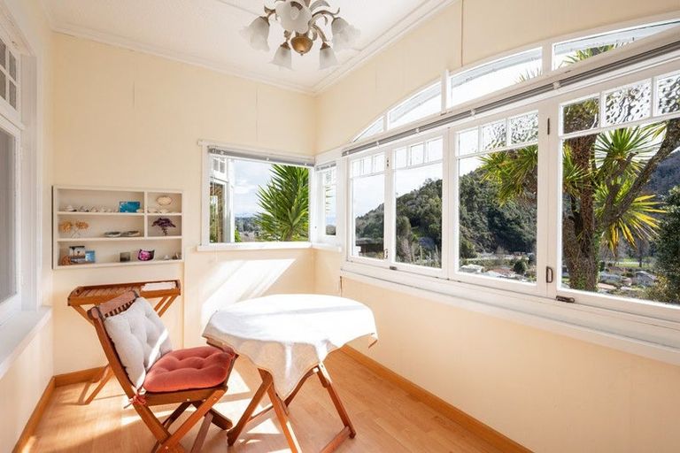 Photo of property in 148 Cleveland Terrace, Maitai, Nelson, 7010