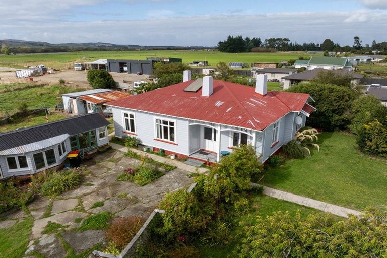 Photo of property in 23 Papatotara Road, Tuatapere, 9620