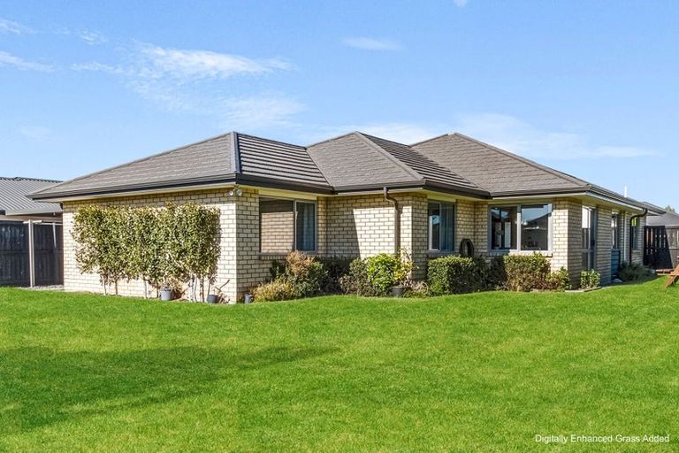 Photo of property in 49 Bradbury Avenue, Rolleston, 7614
