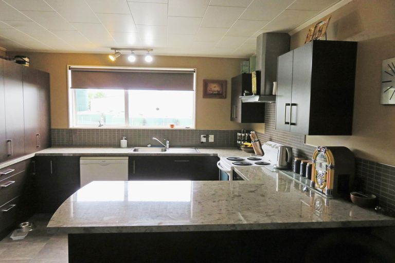 Photo of property in 1 Birkett Street, Temuka, 7920