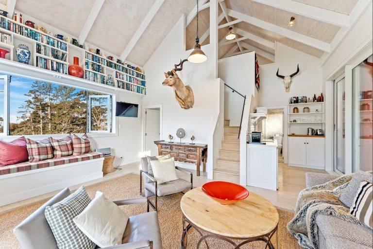 Photo of property in 191 Takatu Road, Tawharanui Peninsula, Warkworth, 0986