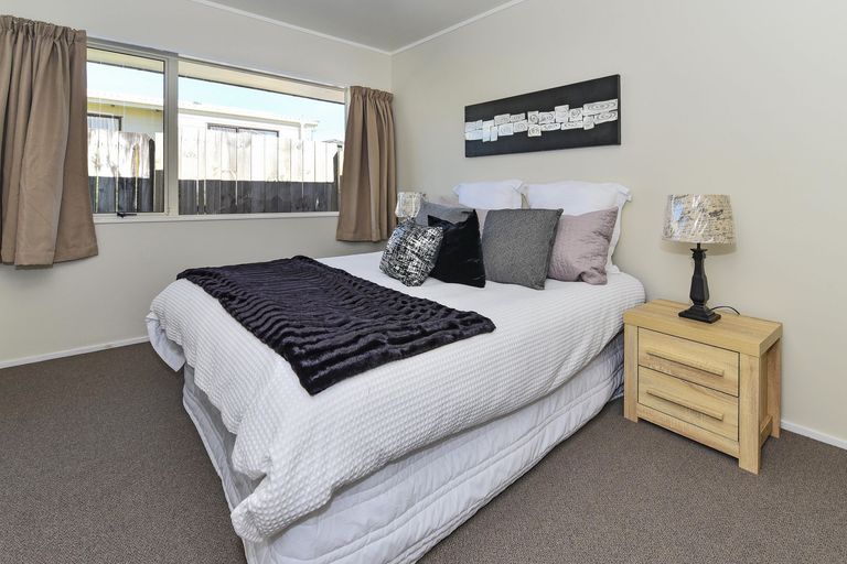 Photo of property in 4/122 Walmsley Road, Favona, Auckland, 2024