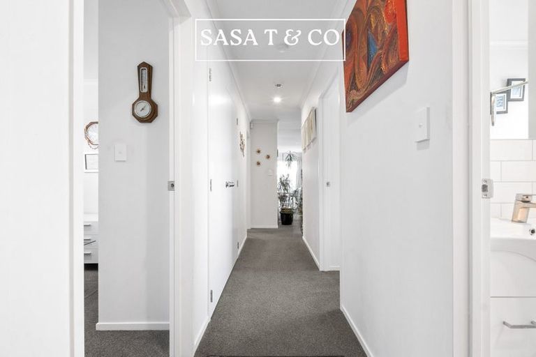 Photo of property in 5 Sagar Lane, Wiri, Auckland, 2104