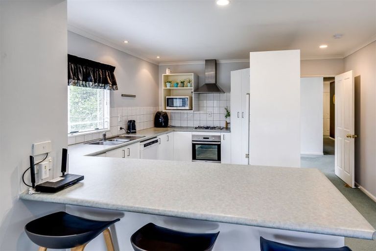 Photo of property in 525a Main North Road, Bay View, Napier, 4104