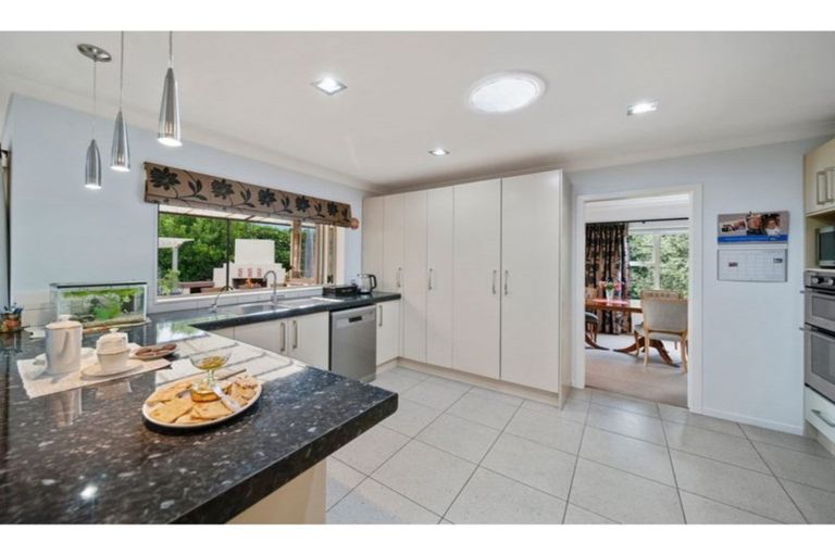 Photo of property in 2a Masters Road, Waiuku, 2681