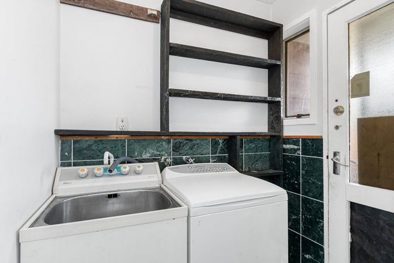 Photo of property in 2/121 Hay Street, Bromley, Christchurch, 8062