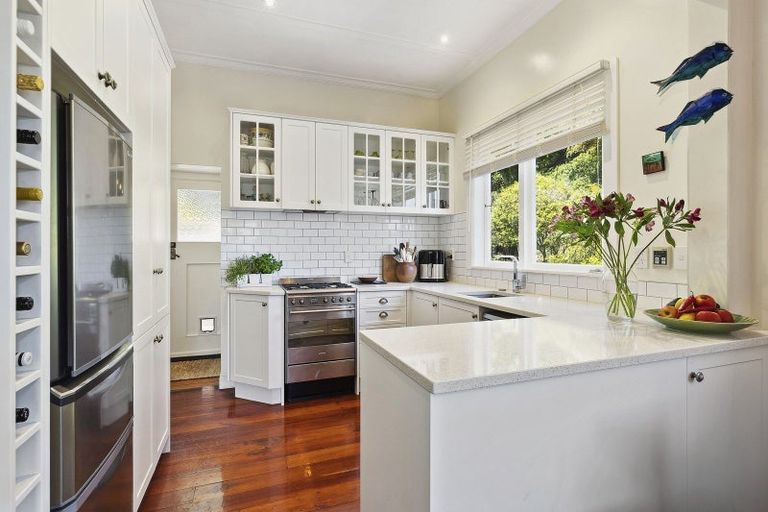 Photo of property in 48 Jackson Street, Island Bay, Wellington, 6023