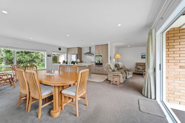Photo of property in 100 Ferry Road, Arkles Bay, Whangaparaoa, 0932