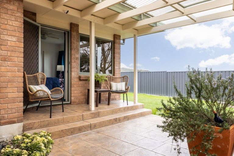 Photo of property in 13 Arcadia Lane, Havelock North, 4130