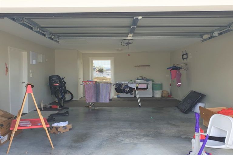 Photo of property in 30a Mellsop Avenue, Waiuku, 2123