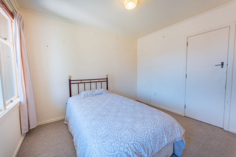 Photo of property in 1-11/94 Avenue Road, West End, Timaru, 7910