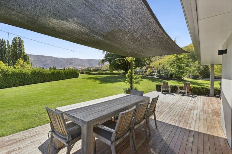 Photo of property in 20 Sugarloaf Drive, Mount Pisa, Cromwell, 9384