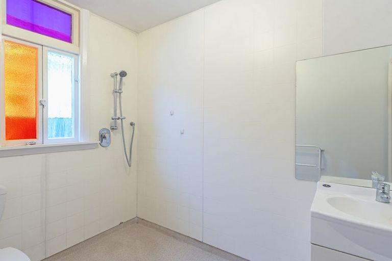 Photo of property in 337 Ferry Road, Waltham, Christchurch, 8011