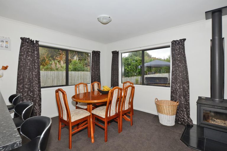 Photo of property in 12 Miners Lane, Te Kamo, Whangarei, 0112