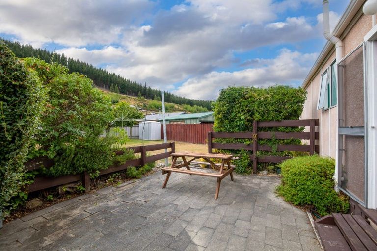 Photo of property in 70 Hazlett Street, Clyde, 9330