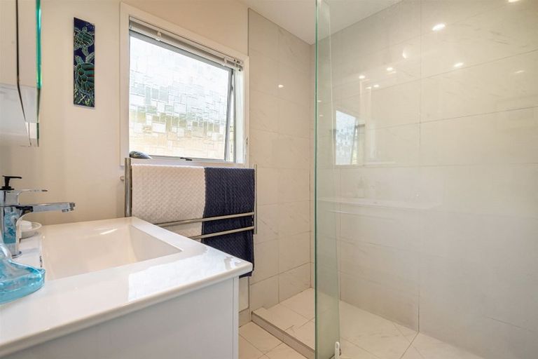 Photo of property in 83 Langana Avenue, Browns Bay, Auckland, 0630