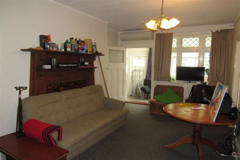 Photo of property in 195 The Terrace, Wellington Central, Wellington, 6011