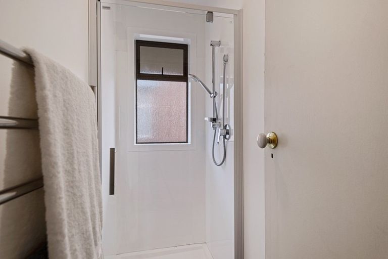 Photo of property in 36 Dyers Pass Road, Cashmere, Christchurch, 8022