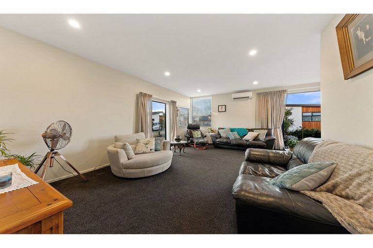 Photo of property in 12 Dow Square, Wigram, Christchurch, 8025
