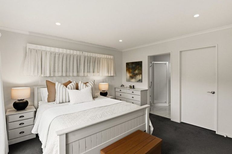 Photo of property in 84e Woodland Road, Johnsonville, Wellington, 6037
