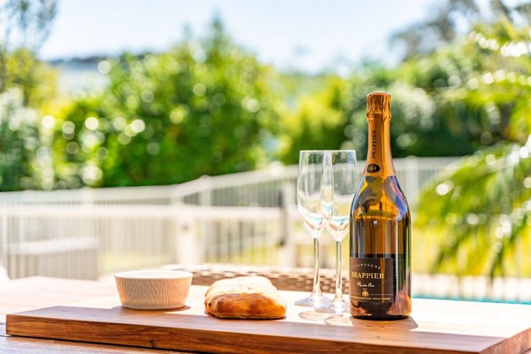 Photo of property in 92 Ritchie Road, Parua Bay, Whangarei, 0174