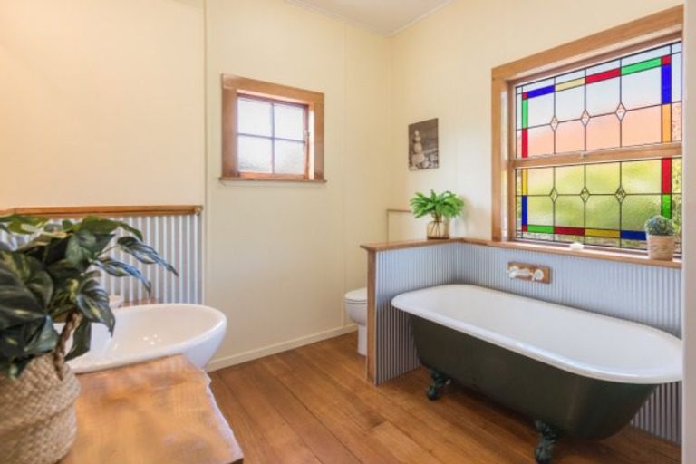 Photo of property in 106 Queen Street, Richmond, 7020