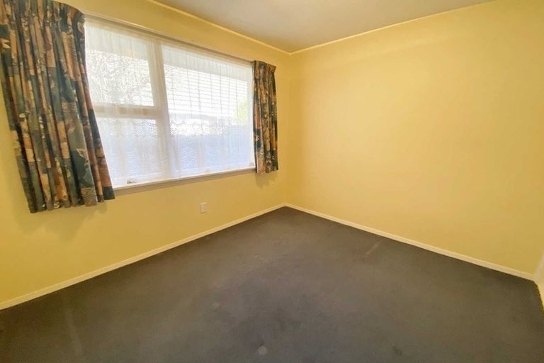 Photo of property in 1/15 Ashfield Place, Ilam, Christchurch, 8041