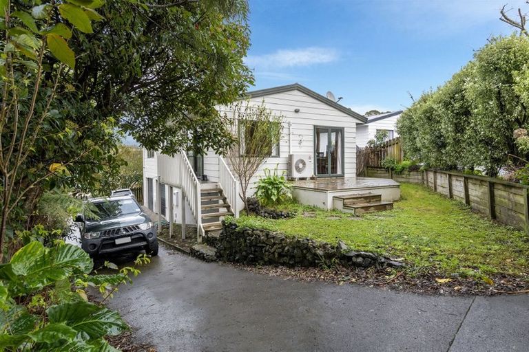 Photo of property in 3 Titiro Way, Welcome Bay, Tauranga, 3112