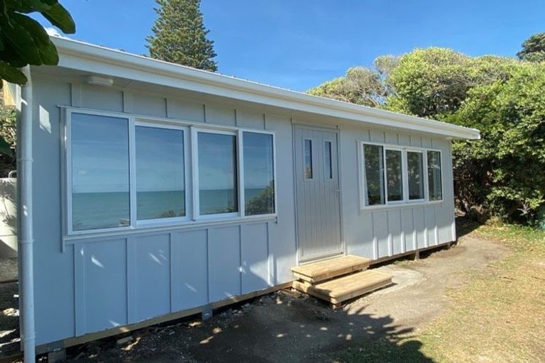 Photo of property in 60 Ames Street, Paekakariki, 5034