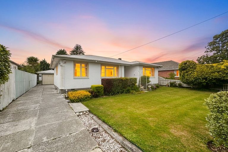 Photo of property in 48 Wayside Avenue, Burnside, Christchurch, 8053