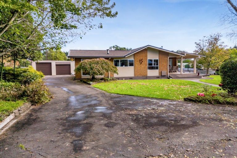 Photo of property in 120 Paraite Road, Paraite, New Plymouth, 4373