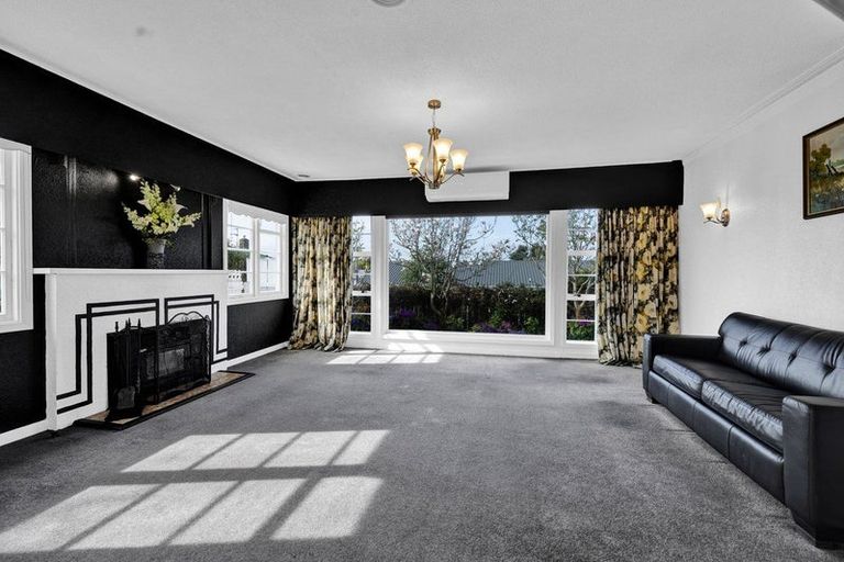 Photo of property in 35 Campbell Street, Hawera, 4610