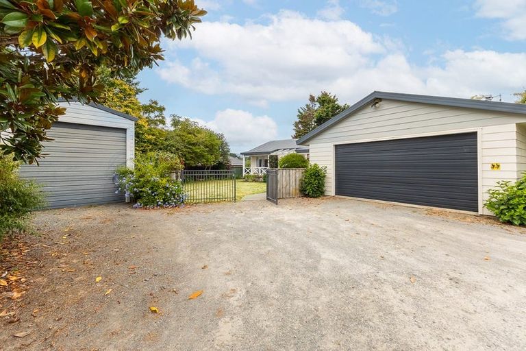Photo of property in 77 Lupin Road, Otaki, 5512