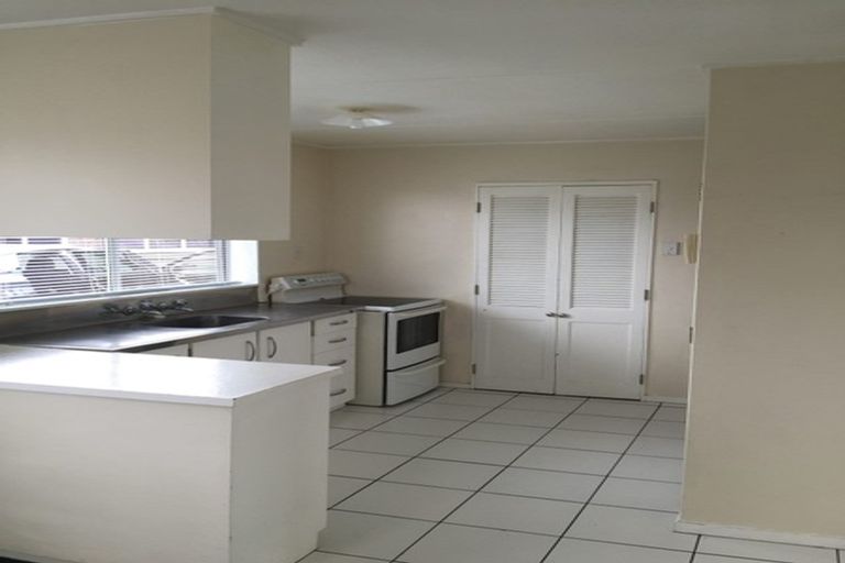 Photo of property in 42 Acacia Street, Kelvin Grove, Palmerston North, 4414