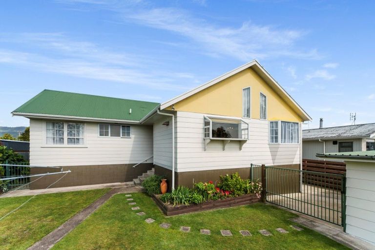 Photo of property in 6 Bayview Street, Te Puke, 3119