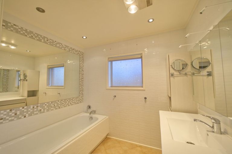 Photo of property in 43 Berwyn Avenue, Takanini, 2112