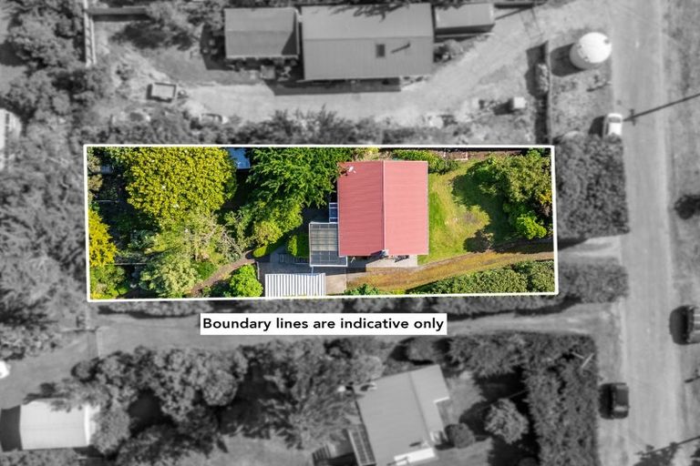 Photo of property in 15 Arthur Street, Waikawa Beach, Levin, 5573