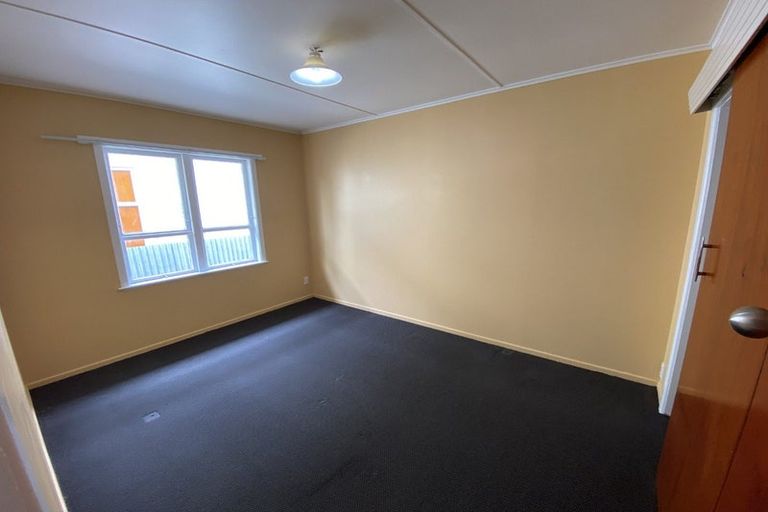 Photo of property in 1/609 Heretaunga Street East, Parkvale, Hastings, 4122