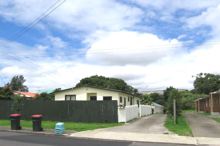 Photo of property in 22 Leonard Road, Mount Wellington, Auckland, 1060