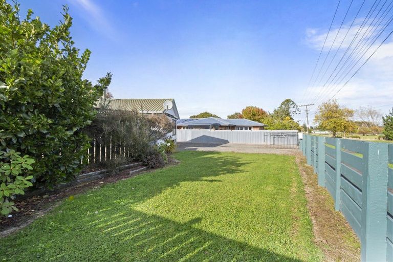 Photo of property in 37 Pukepapa Road, Marton, 4710