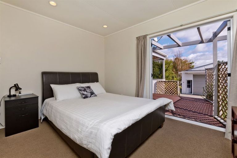 Photo of property in 738 East Coast Road, Pinehill, Auckland, 0632