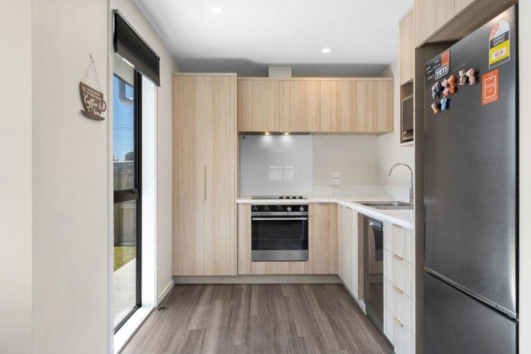 Photo of property in 6 Fagan Street, Sanson, 4817