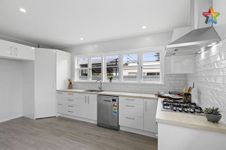 Photo of property in 10 Melrose Street, Wallaceville, Upper Hutt, 5018