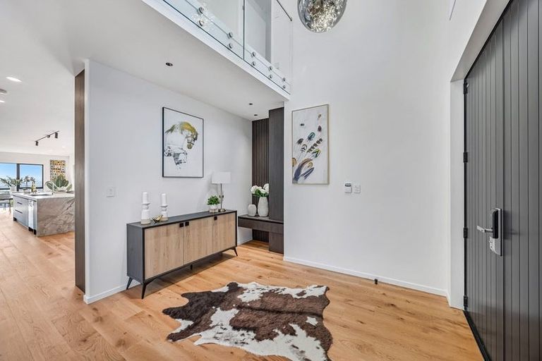 Photo of property in 9 Michael Richard Place, East Tamaki Heights, Auckland, 2016