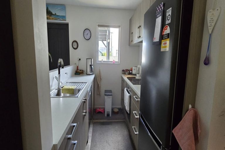 Photo of property in 2/32 Avalon Street, Richmond, Christchurch, 8013