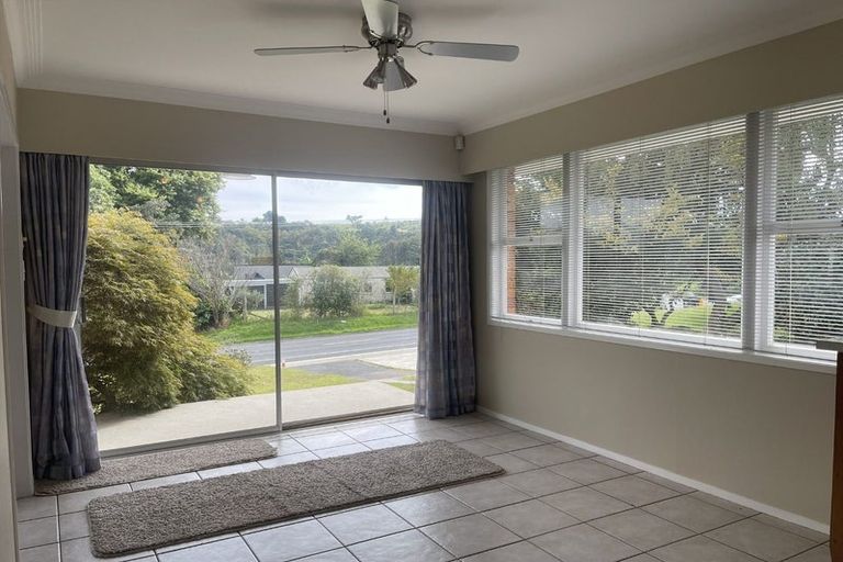 Photo of property in 384 Welcome Bay Road, Welcome Bay, Tauranga, 3175